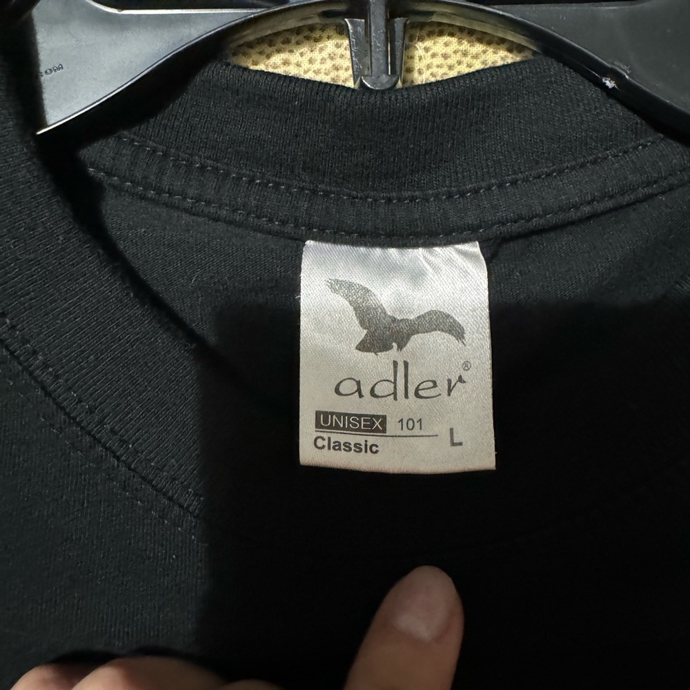 T shirt - Picture 3 of 3